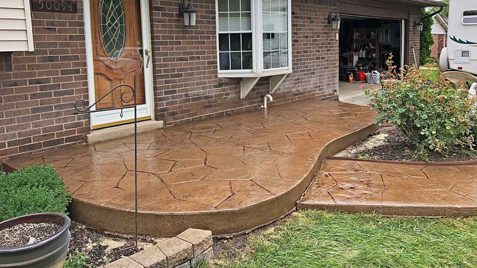 stamped front patio after concrete sealer stripping and re-coloring in macomb and oakland county, MI