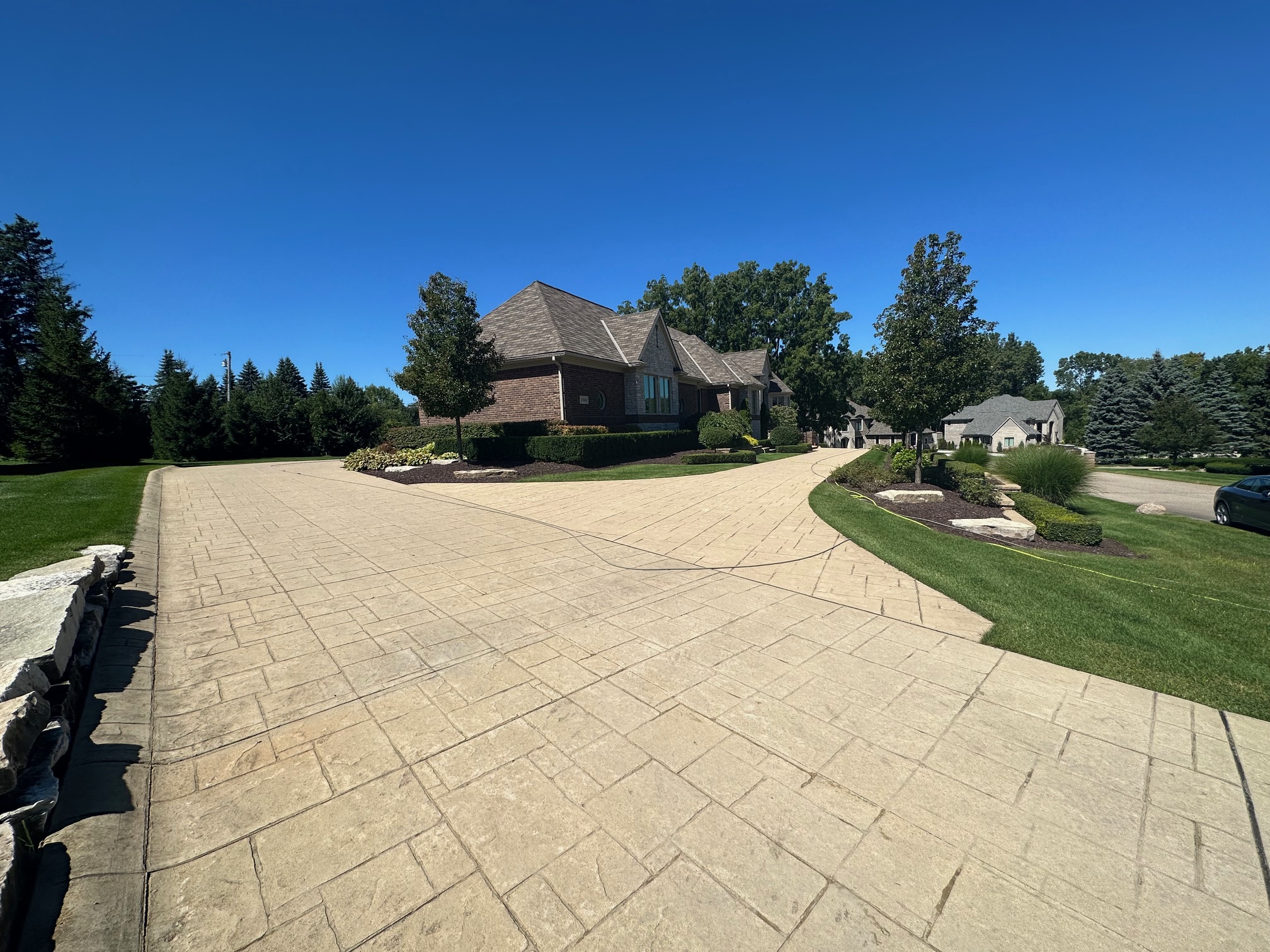big driveway cleaning in Shelby township 