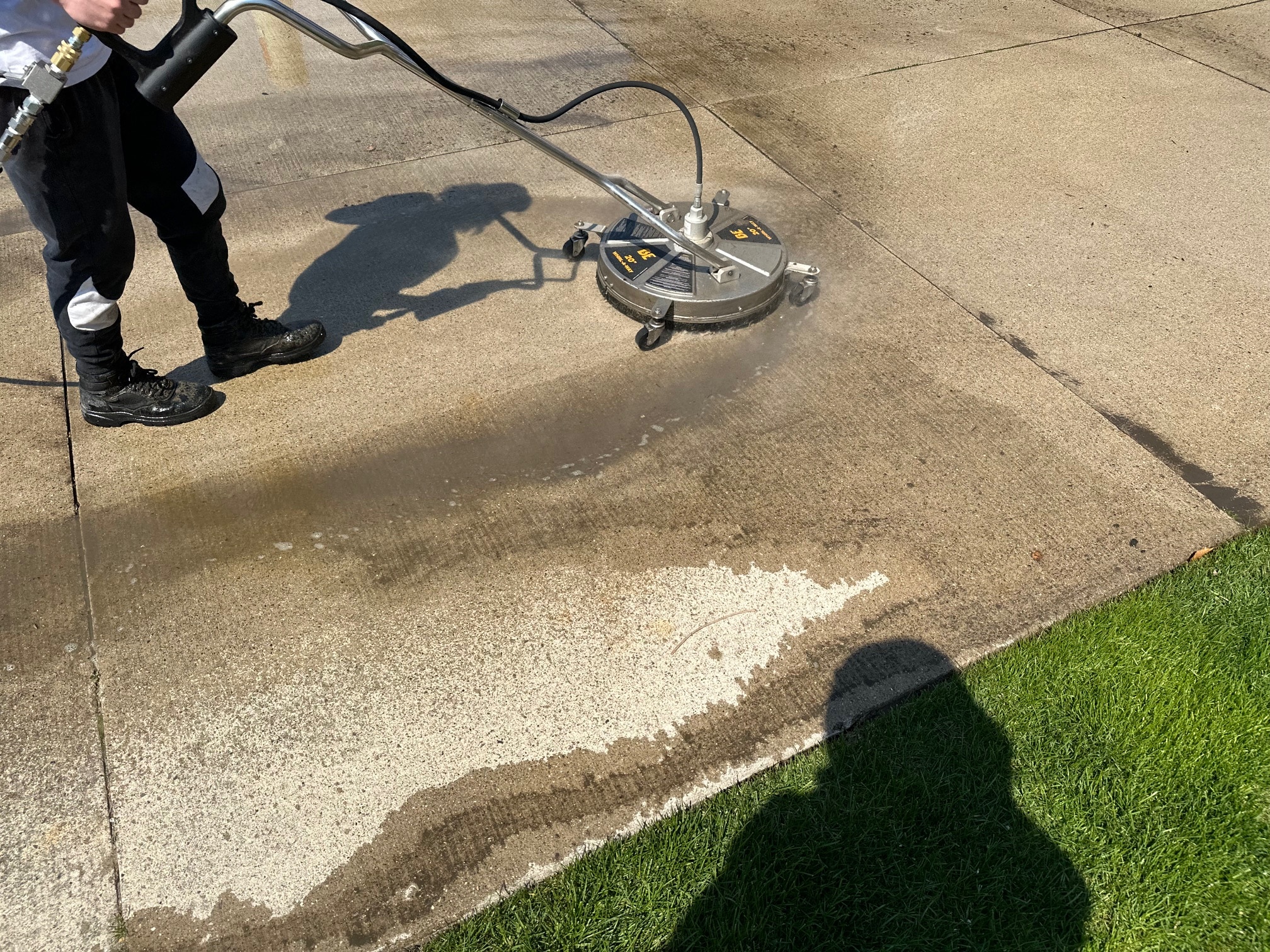 process of driveway cleaning in Macomb township